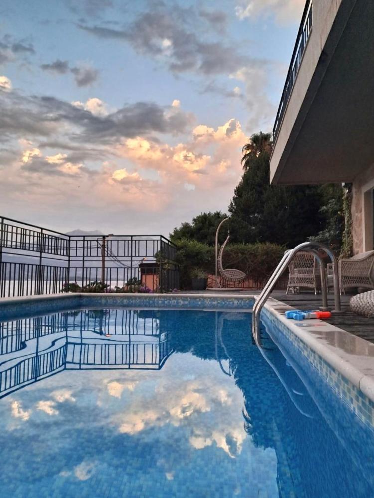Apartment Tri Kiparisa Tivat Zewnętrze zdjęcie